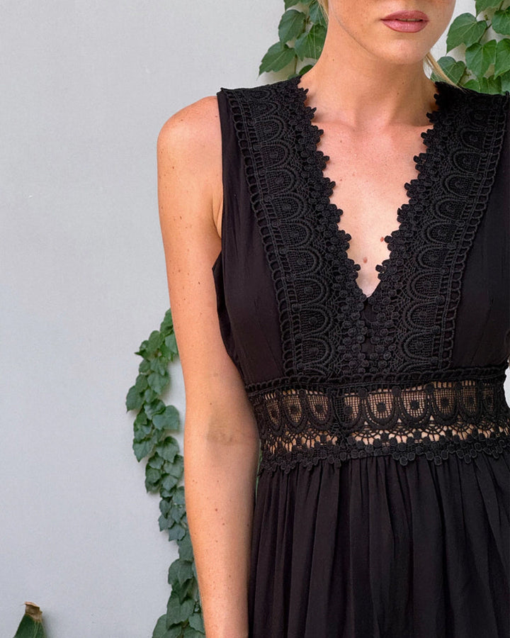 Aurelie™ | Elegant Lace Dress with V-Neck