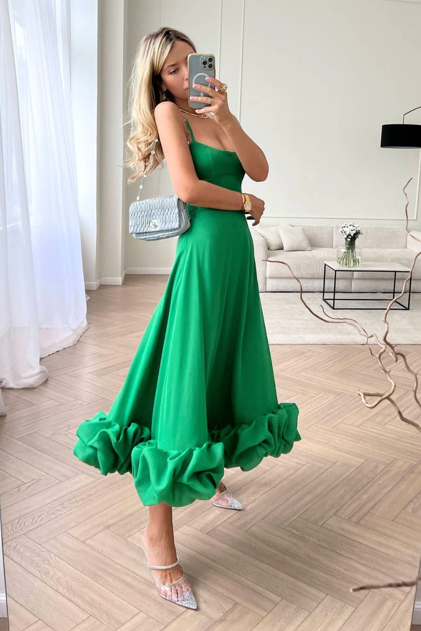 Ariana - Graceful Flowing Dress