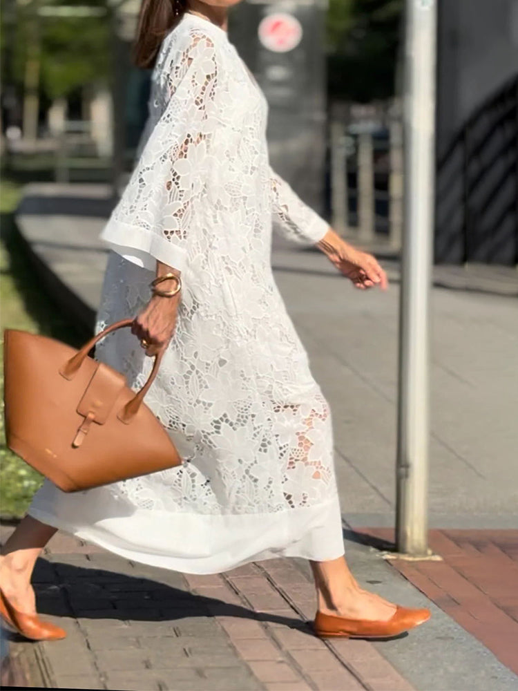 AVENIRA – MODERN FLOWING REFINED LACE DRESS