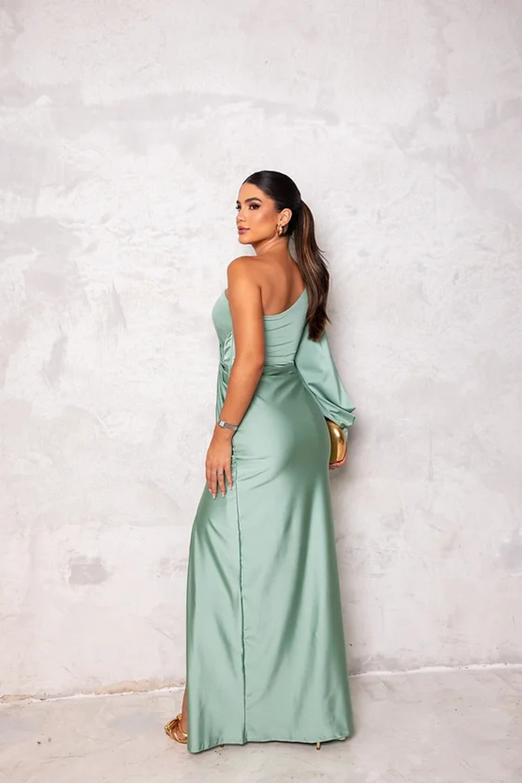 Aria - Graceful Dress With Impeccable Finesse