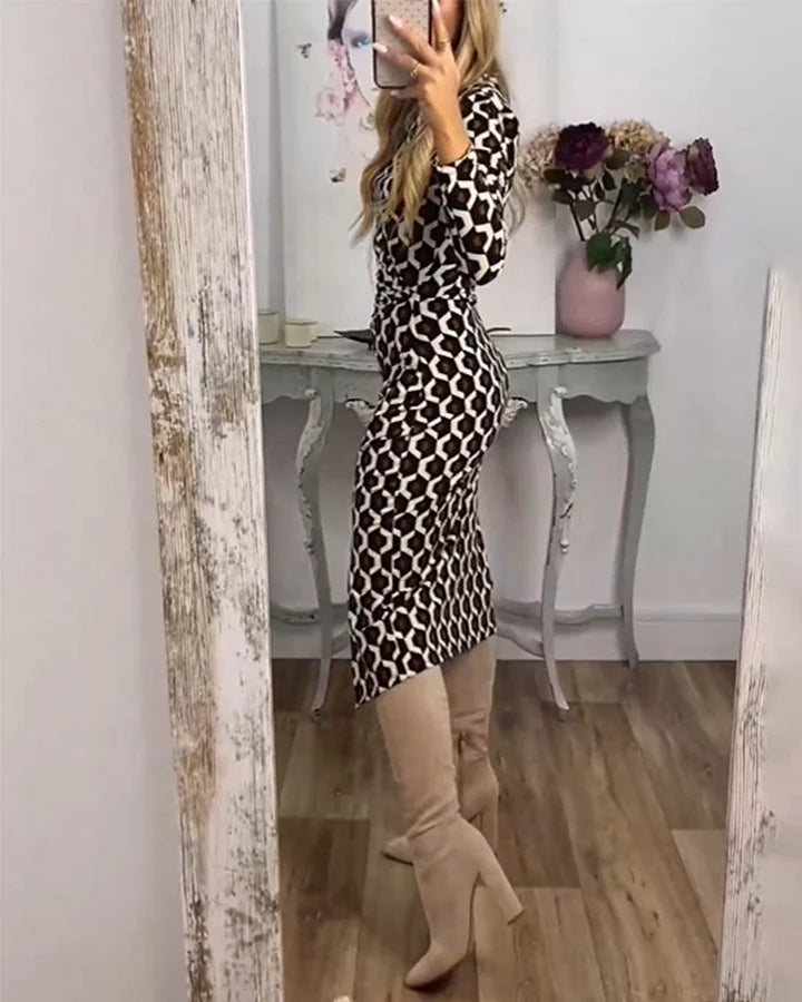 ELYVIENNE – SLIT DRESS WITH FISH SCALE PRINT