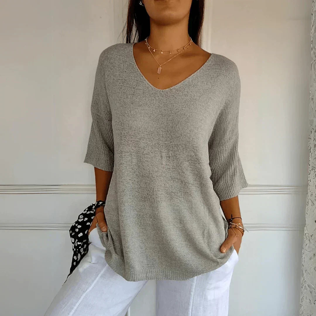 Hadley - Slimming V-Neck Top