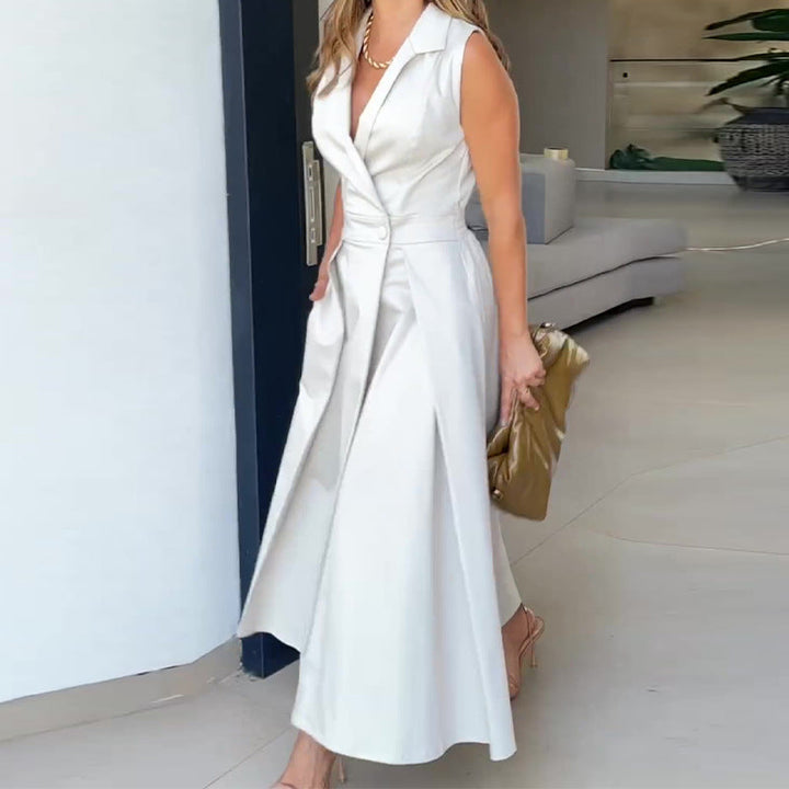 Amancia - Midi Dress with V-Neck